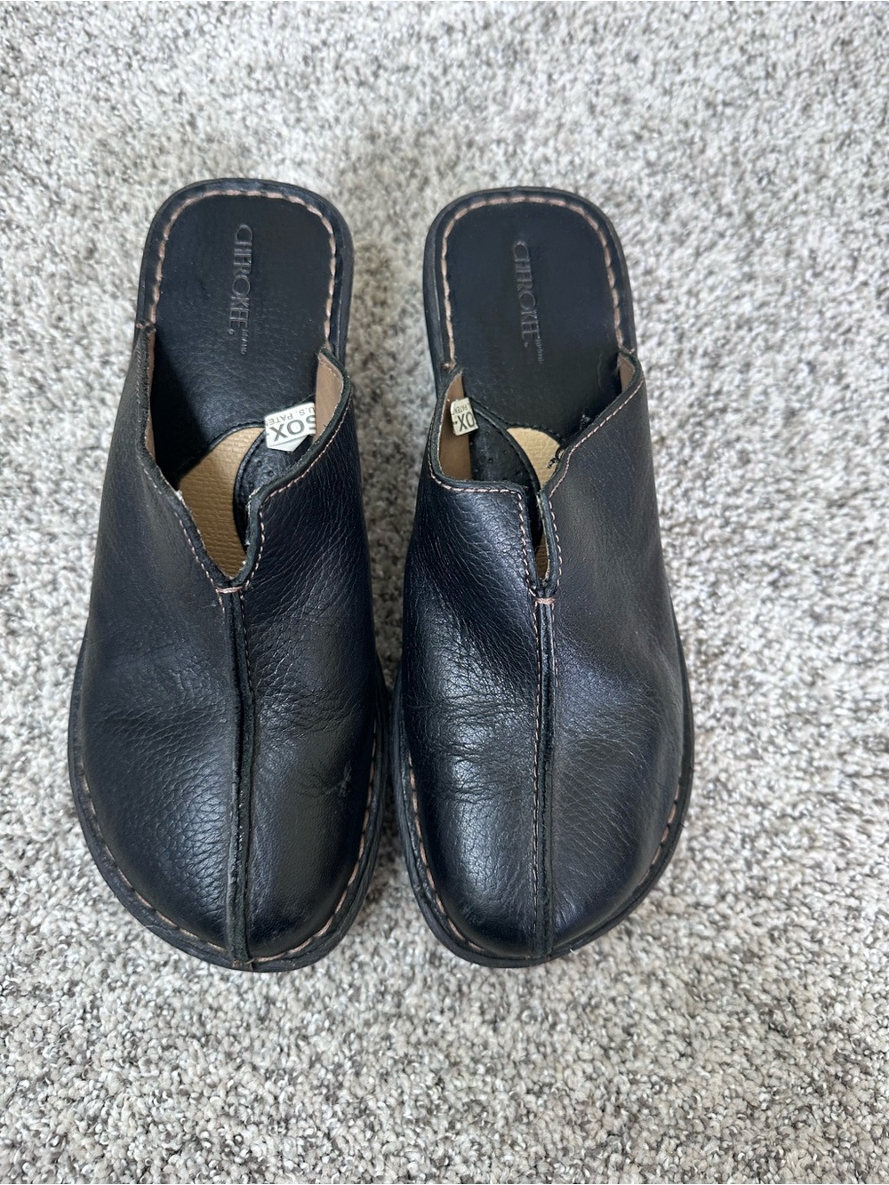 Cherokee Brand Leather Slip-On Mule Clogs